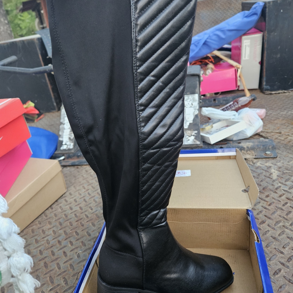Rouge Helium Black Quilted Heeled Boots